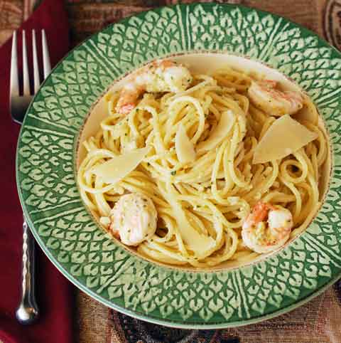 Spaghetti with Shrimp and Artichoke Pesto