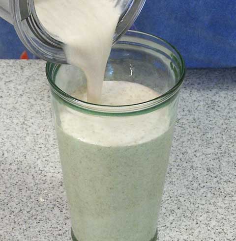 Keto Coconut Cinnamon Smoothie